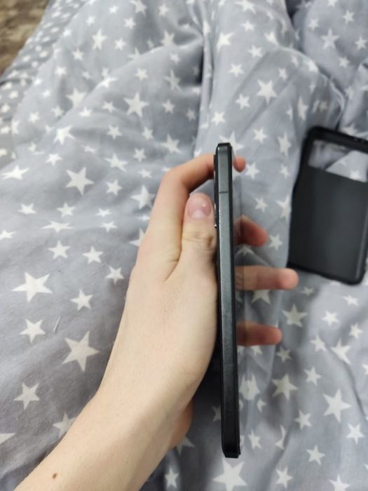 Телефон Poco f6 pro 16/ 1 терабайт