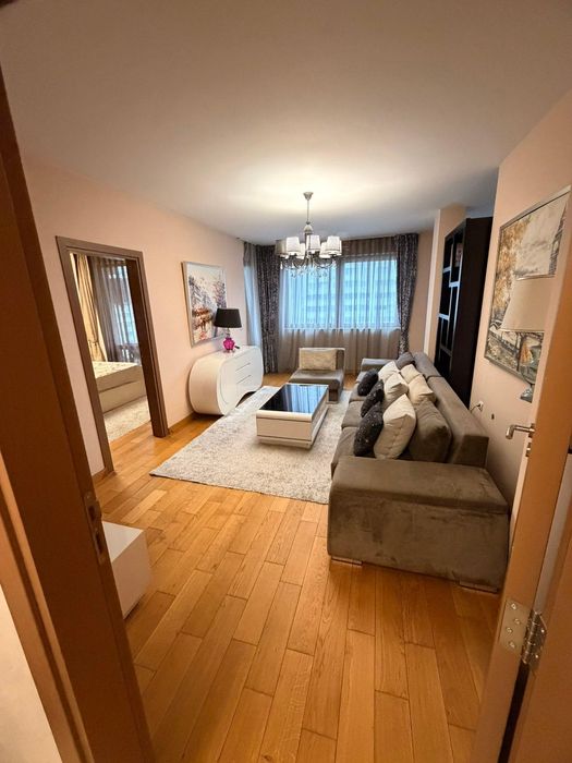 Дава се под наем Тристаен апартамент в Пловдив, Съдийски - 87 кв.м за 555.39 € - Снимка #1