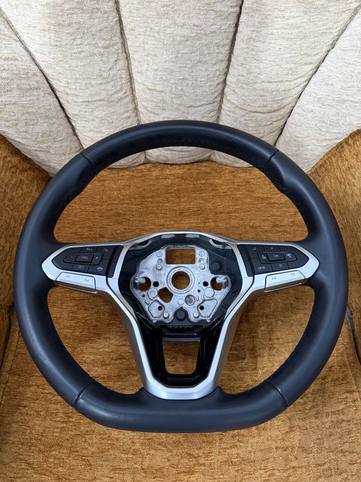 Volan VW Polo, Taigo, T Roc, T Cros, Golf 8, Passat, Transporter