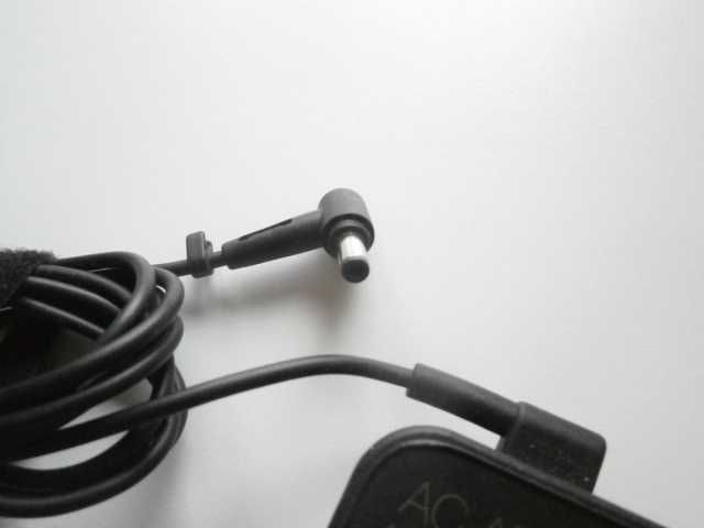 Зарядно лаптоп Asus 65W