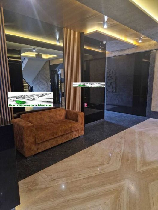 Дава се под наем Двустаен апартамент в Пловдив, Център - 66 кв.м за 484.5 € - Снимка #12