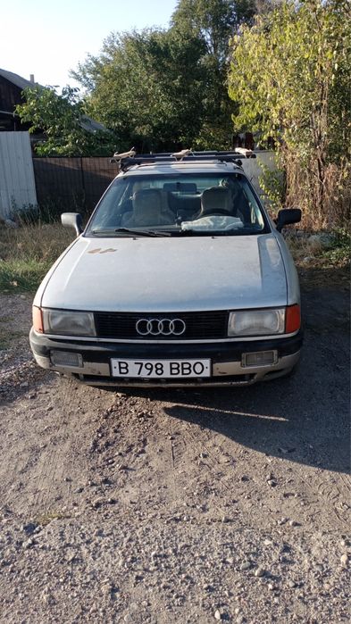 Продам машину AUDI