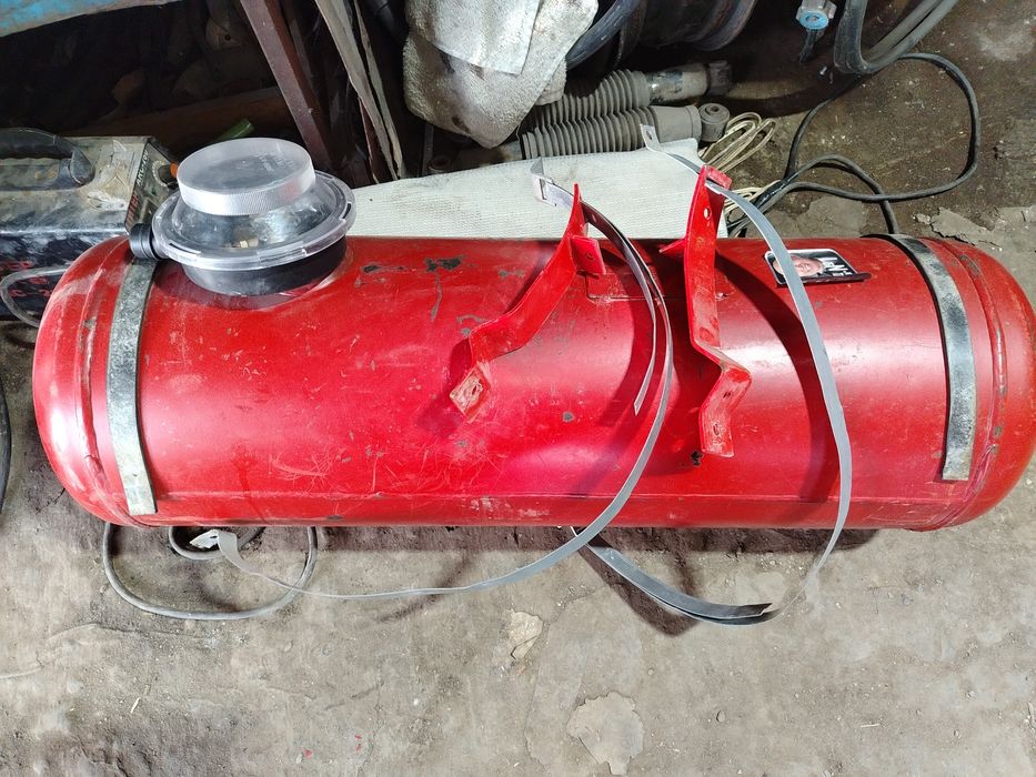 Продам газ балон на авто 65 литр