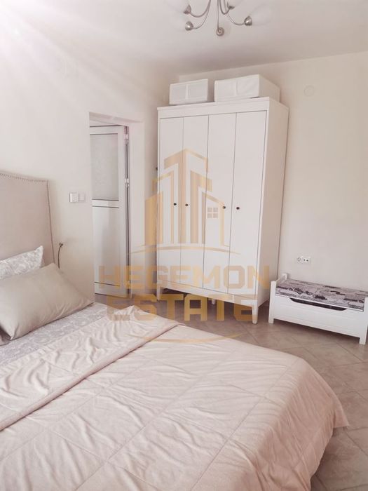 Продава се Двустаен апартамент в Варна, Възраждане 1 - 74 кв.м за 1757 €/кв.м - Снимка #4