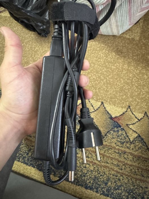 Зарядное устройство HP