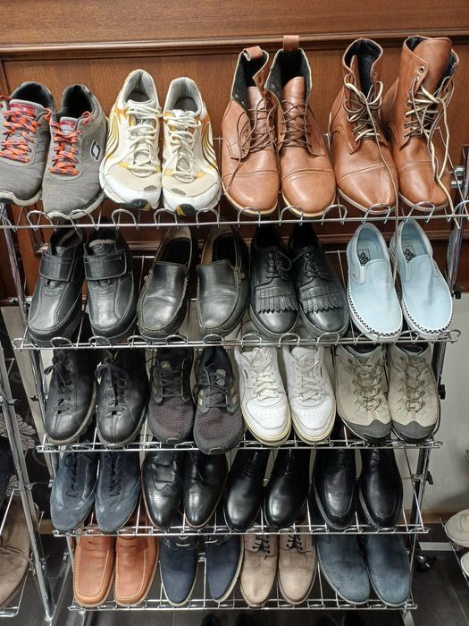 Обувки  на  едро