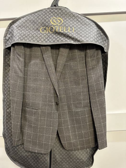 Костюм мужской