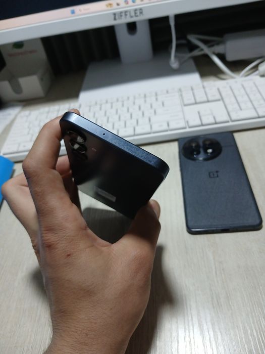 Samsung A16 6/128 ideal