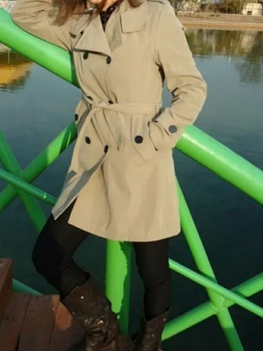 Стильный тренч MaxMara