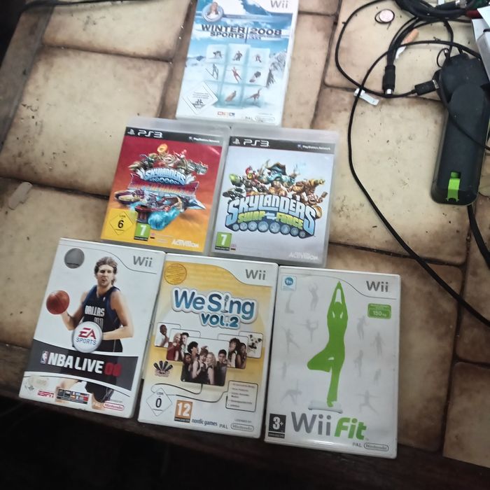 Vând jocuri Ps 3 Nintendo Wii