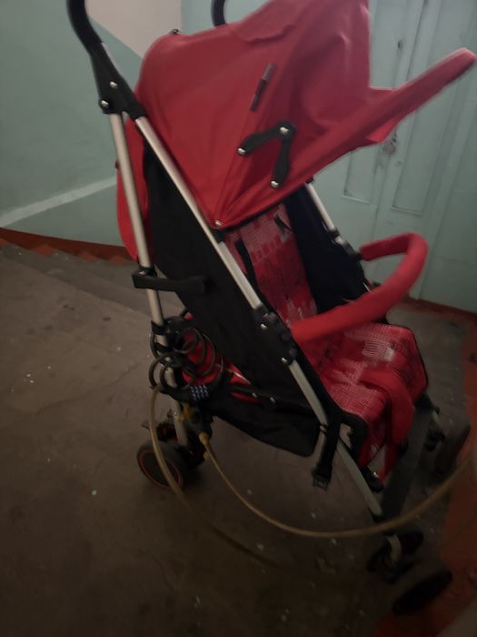 Продам коляску прогулочную