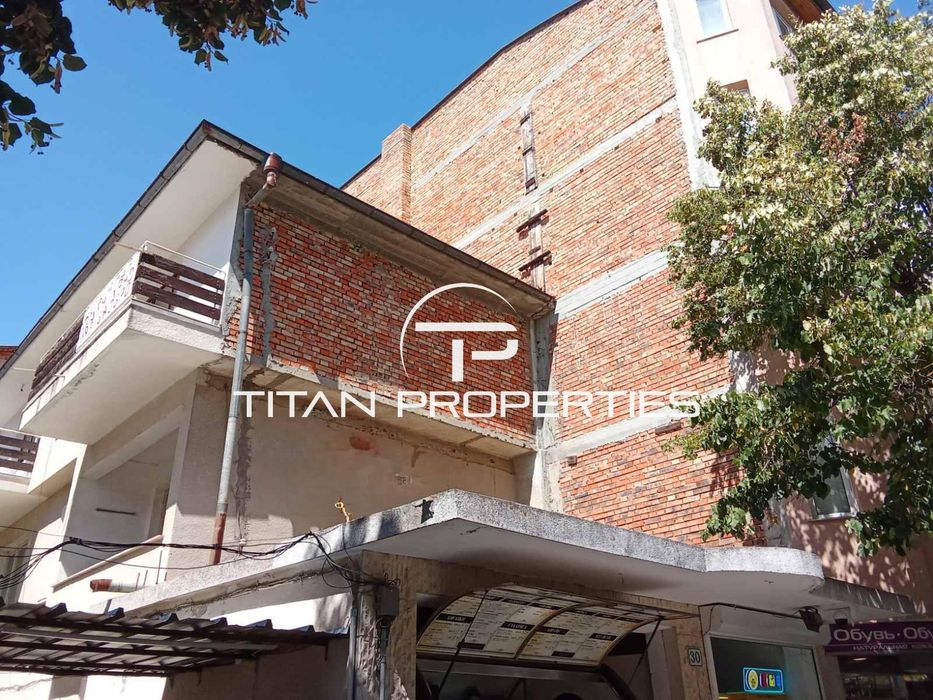 Продава се Къща в Несебър - 251 кв.м за 1395 €/кв.м - Снимка #1