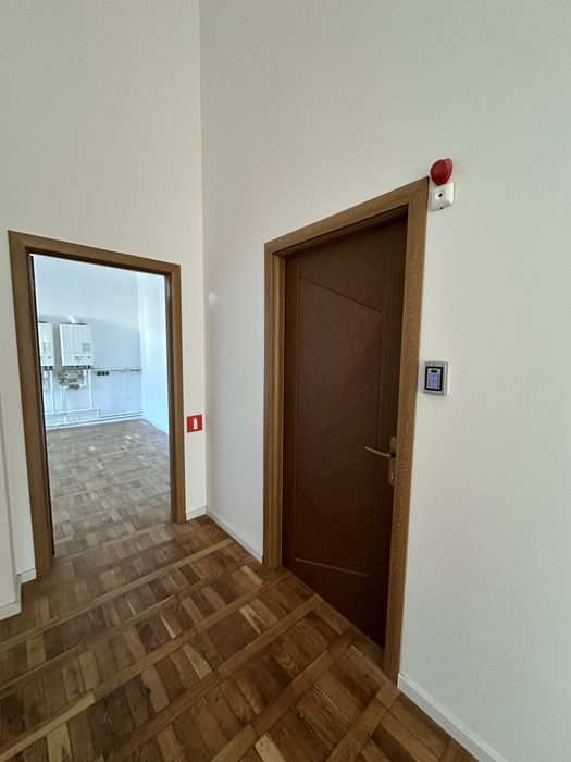 Inchiriez birouri ultracentral pentru sediu firma, cabinete, Moinesti