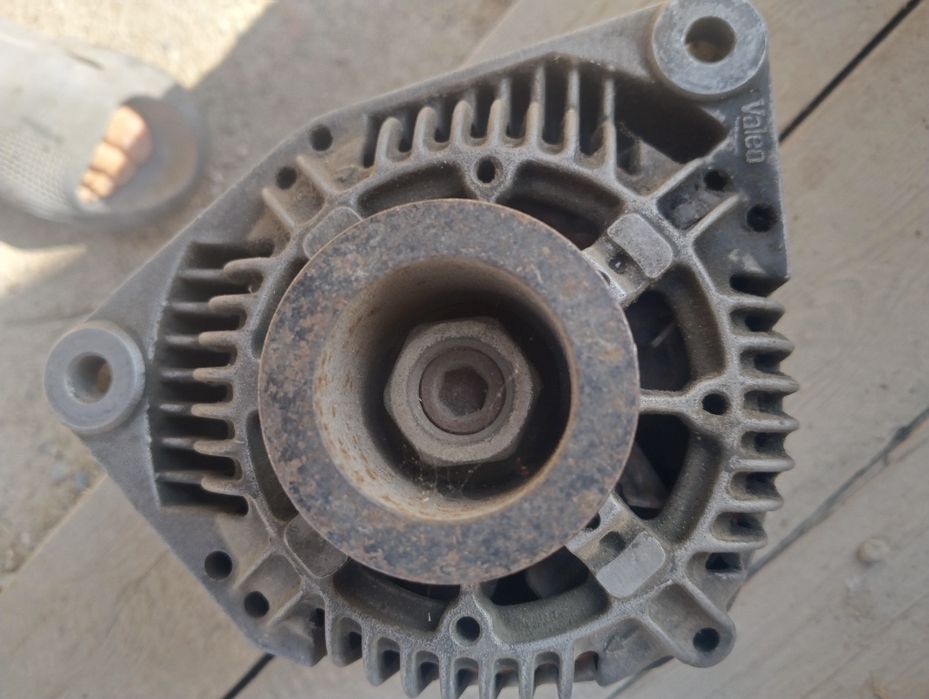 генератор автомобиль мерседес с класс