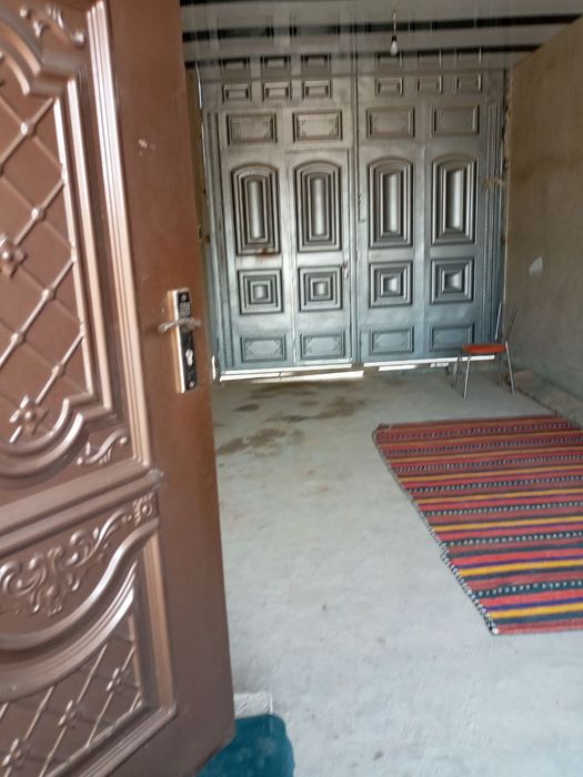 Termizda 4sotixli uy sotiladi maktab yonida