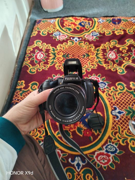 Fujifilm HS25 EXR — Arzon narxda professional apparat!