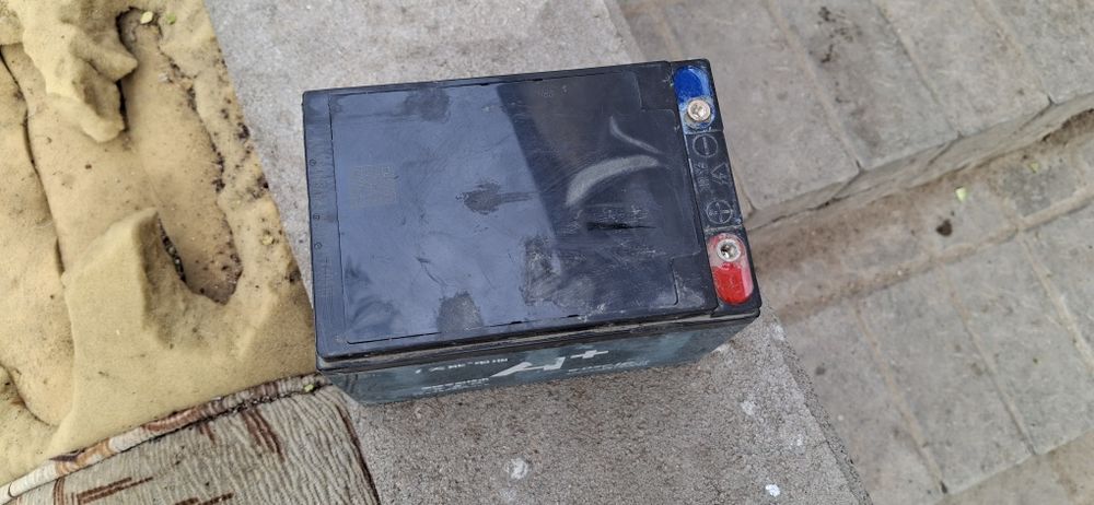 Продаю акумуляторы бэу