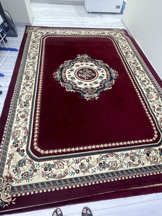 Ковер 2x3 б/у чистый в хорошем состояний