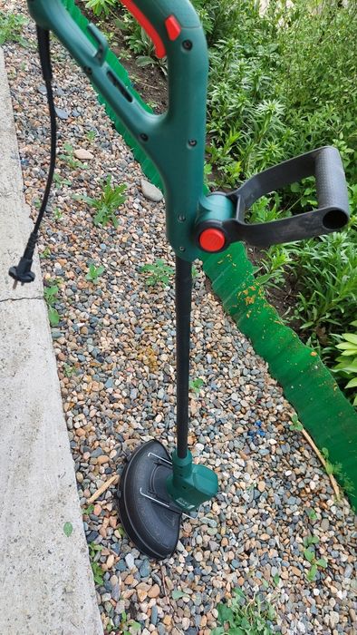 Триммер электрический Bosch EasyGrassCut 26