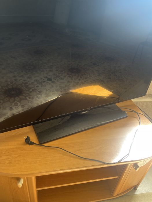 телевизор Samsung UE42F5000AK