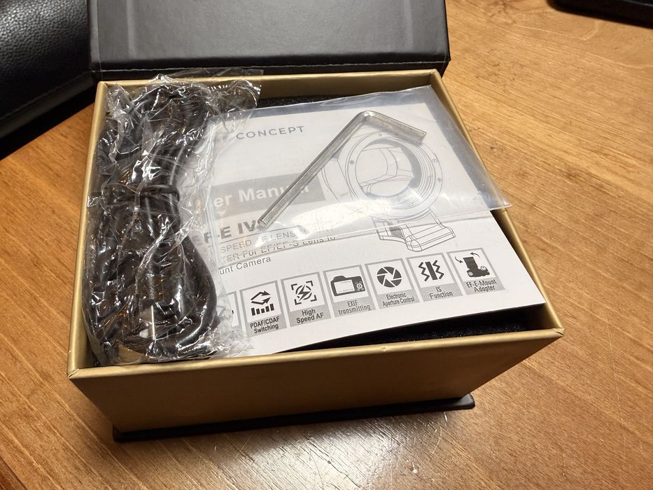 EF to E mount AF adapter/ автофокусен адаптер Canon EF към Sony E.