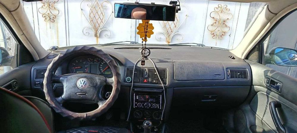 Сотилади срочно Volkswagen