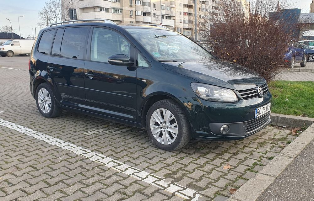 VOLKSWAGEN Touran 2015 — imagine 3