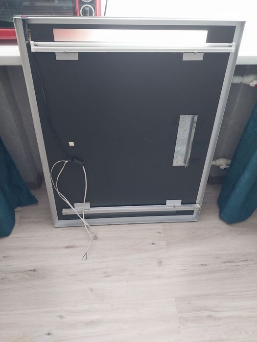 Зеркало для ванной 100×80см.