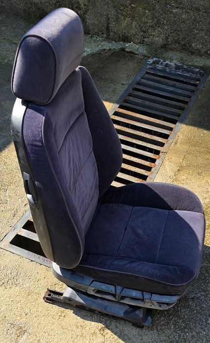Оригинална пасажерска седалка за Бмв е 36 купе