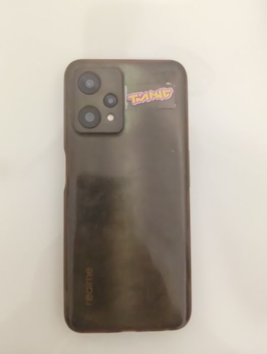 Зелёный realme 9 pro 5G