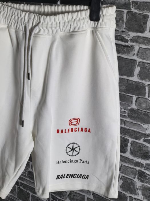 Balenciaga къси панталони