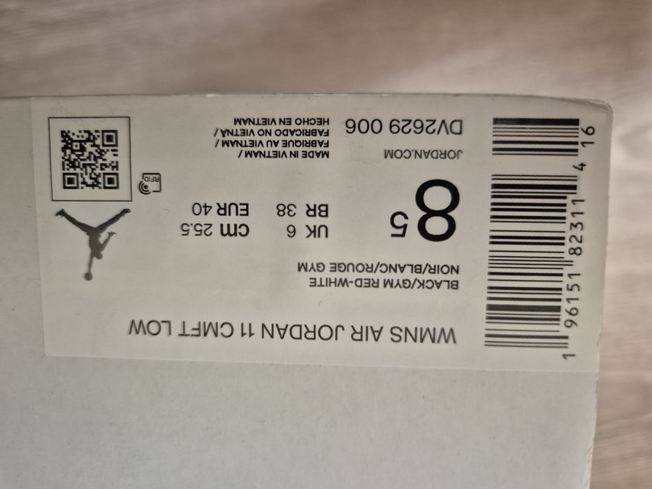 Кроссовки JORDAN 11" новые