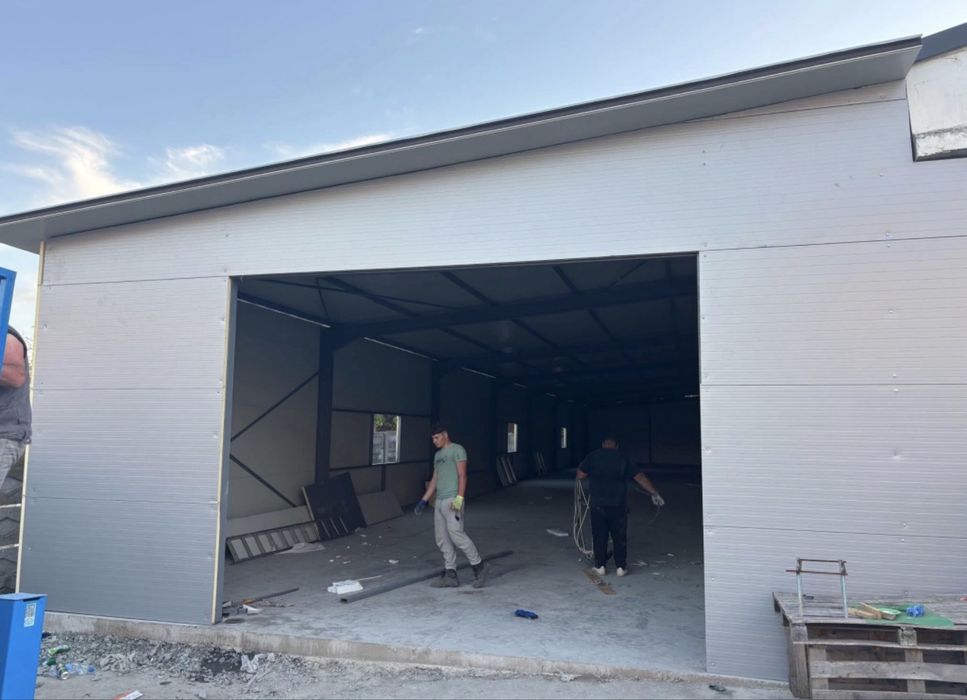 Vând stâlpi si ferme pentru hala structura metalică 10x20x4