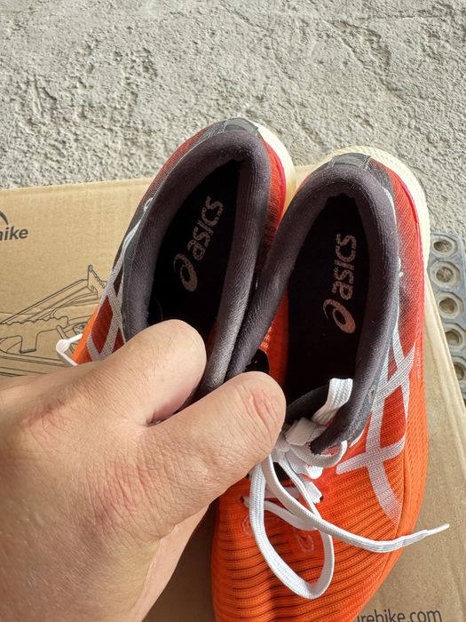 Кроссовки женская модель ASICS Metaspeed Sky