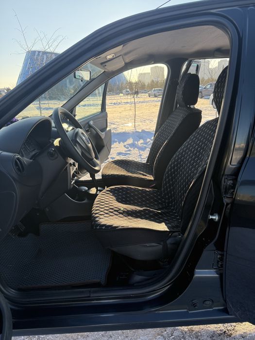 Продам Renault Logan