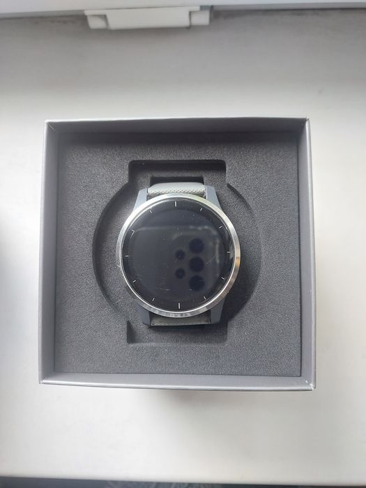 Смарт часы. "GARMIN" оригинал. На запчасти.