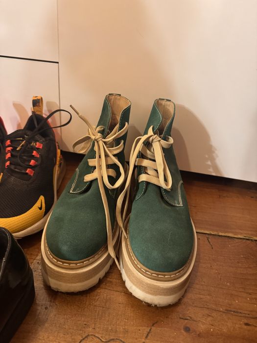 Chiara Ferragni ,Love Moschino,Nike