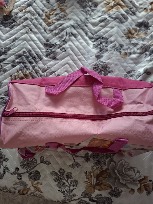 Детско        сакче