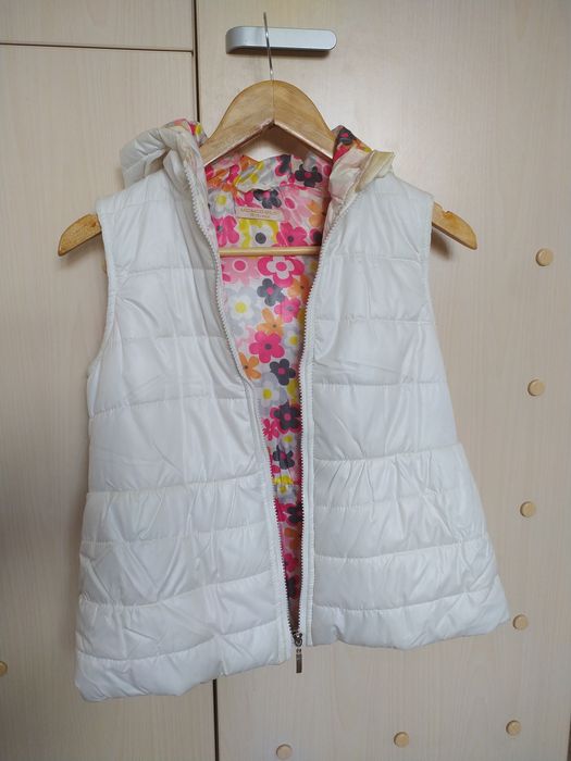 Безрукавка, жилет на девочку