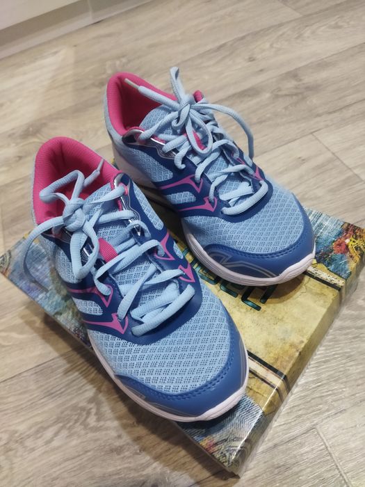 Дамски маратонки - 38 номер