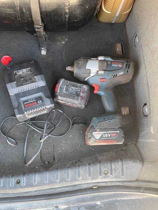 Гайковерт Bosch gds 18v-1000