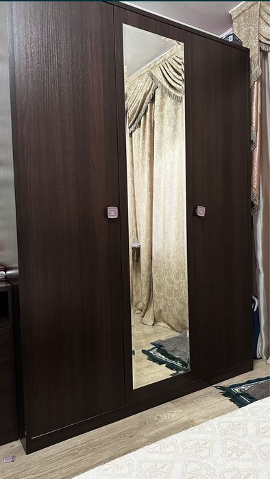 Спальный гарнитур