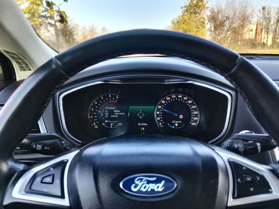 Ford Mondeo MK5  – 1.6 TDCi 115 CP – Park Assist – Full LED