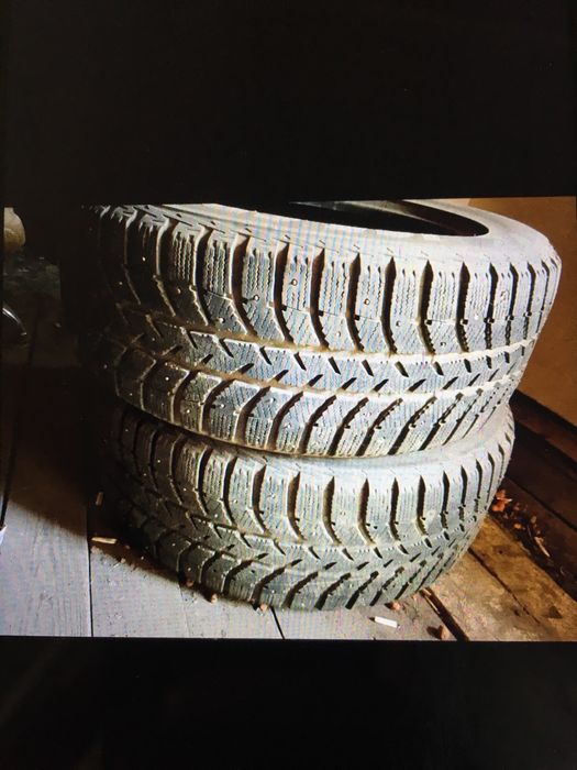 Резина на 17 продам 2 болона