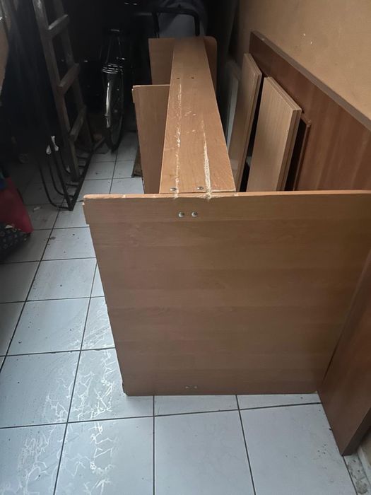 Отдам даром кровать