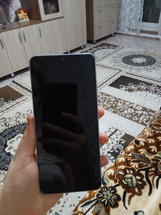 Samsung a06 продам