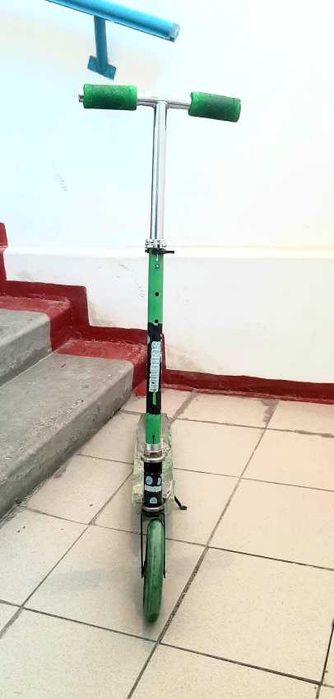 Продам самокат двухколесный