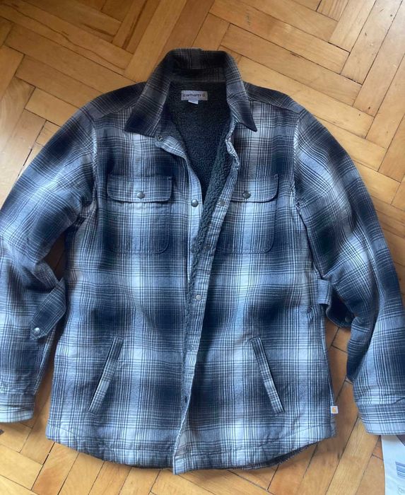 Мъжки якета, ветровки, дъждобран. Оригинални не са реплика.