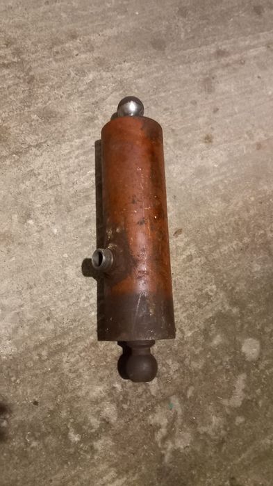 Cilindru basculare 4 t