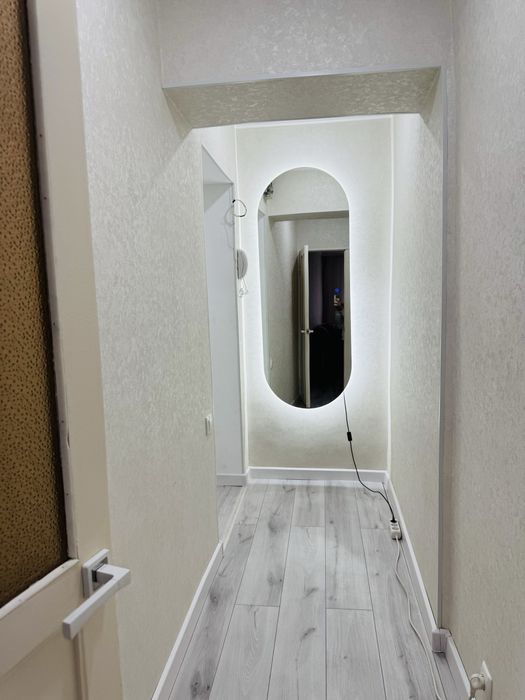 Сдам 2 комн квартиру в центре